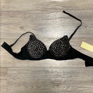 Kimring spike bra